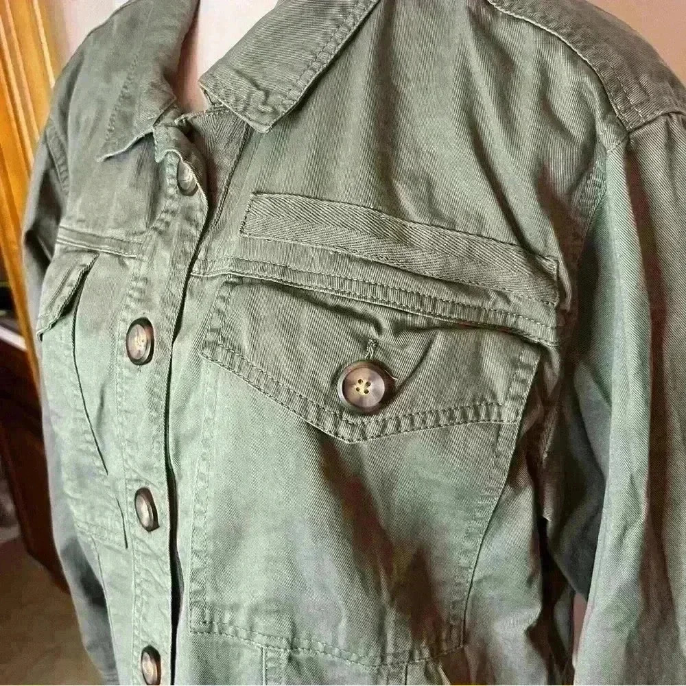 Kensie Button Jacket Raw Hem‎ Women Medium Green Casual Cropped Lightweight - Picture 5 of 8